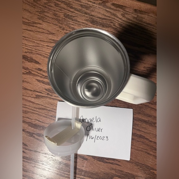 Stanley Cream Floral - Picture 3 of 7